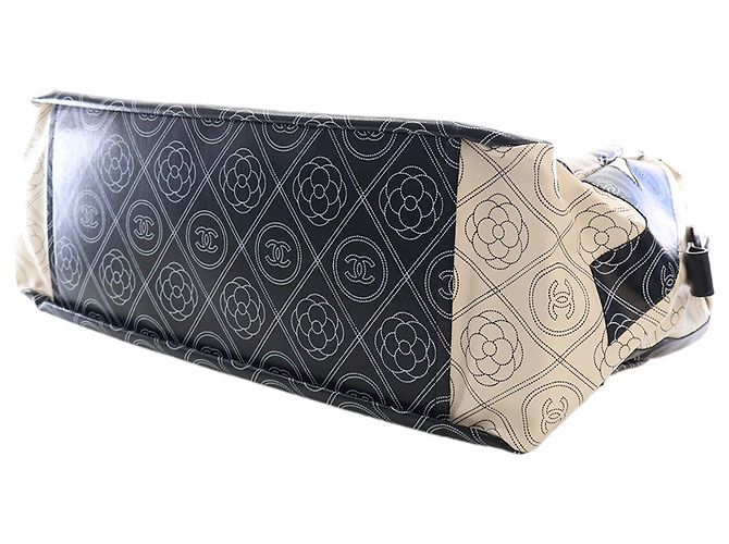 Borsa Bowling Chanel Black Large Coated Canvas Camellia Maxi Logo Nero - vista 6