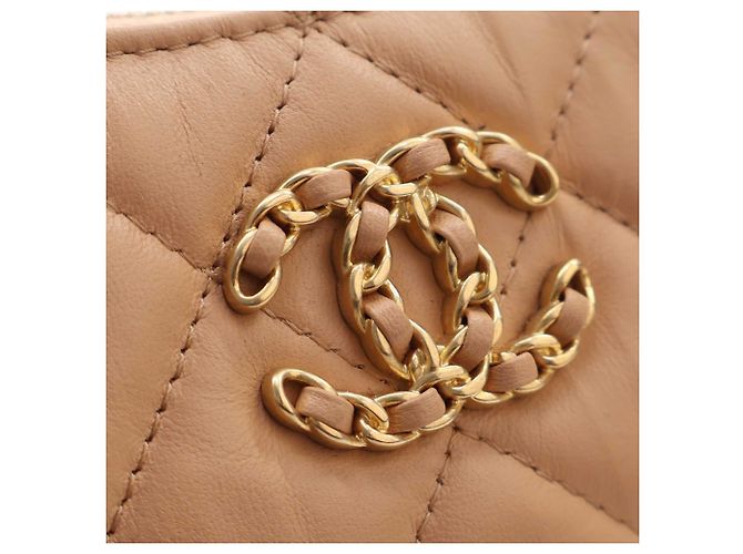 Chanel Beige Small Quilted Aged Calfskin Chanel 19 Hobo - vista 8