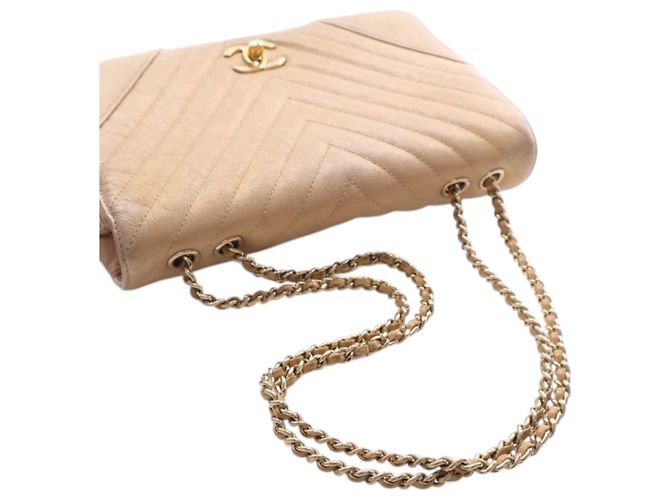 Chanel Gold Medium Chevron Iridescent Caviar Statement Flap D'oro - vista 13