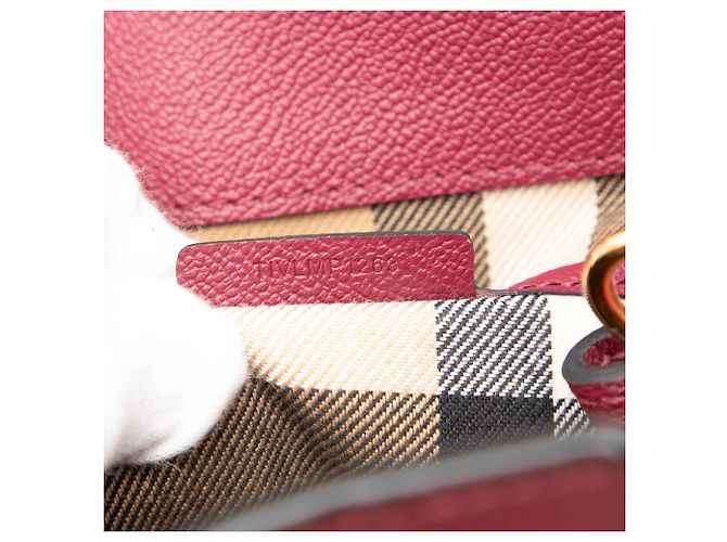 Tote Burberry de couro de bezerro de grão médio com fivela vermelha Vermelho Bordeaux - vista 6