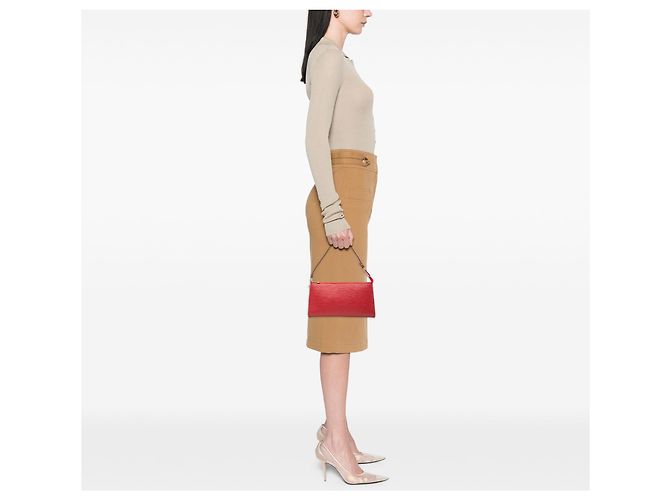 Louis Vuitton Pochette Accessoires in Epi rosso - vista 7