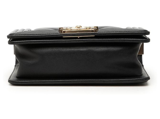 Chanel Black Small Chevron Lambskin Boy Flap Nero - vista 3