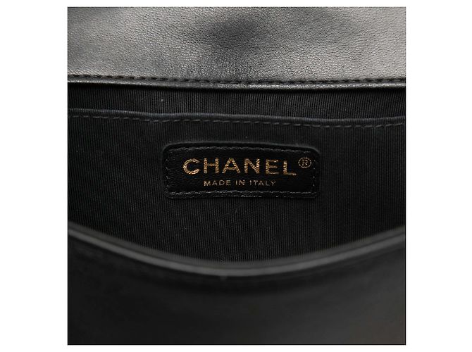 Chanel Black Small Chevron Lambskin Boy Flap Nero - vista 5
