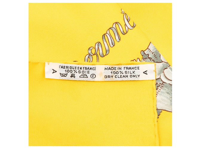 Sciarpa in seta Hermès Yellow Le Sacre du Printemps 90 Giallo - vista 7