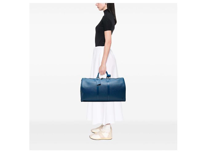 Louis Vuitton Keepall 55 in pelle Epi blu - vista 9
