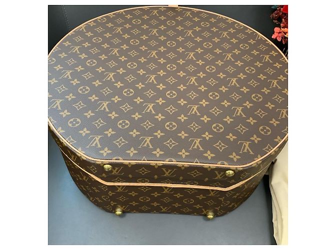 Scatola per Cappello Louis Vuitton Monogram Marrone - vista 3