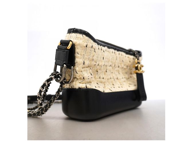 Borsa a tracolla Chanel Gabrielle in tweed Nero Beige - vista 2