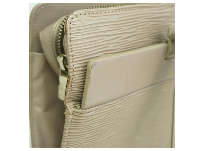 Borsa Tote Louis Vuitton Epi Croisette GM Marrone - vista 10