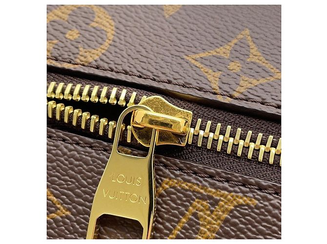 Borsa Louis Vuitton Monogram Pochette Métis MM Marrone - vista 9