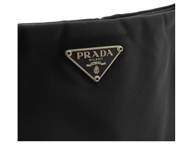 Prada Triangle Schultertasche Schwarz - Ansicht 9