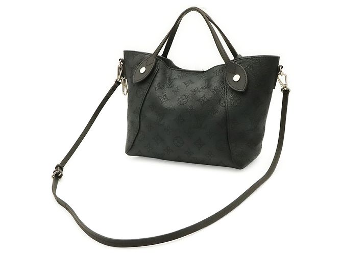 Sac à main Louis Vuitton Monogram Mahina PM Noir - vue 3
