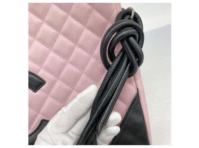 Borsa a tracolla Chanel Cambon in agnello Nero Rosa - vista 11