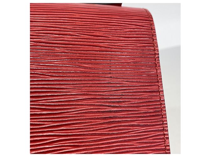 Louis Vuitton Epi Monceau Handbag Red - view 9