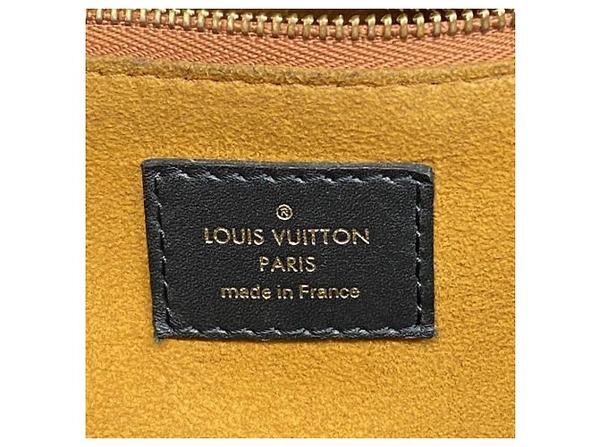 Borsa Tote Louis Vuitton Monogram Empreinte OnTheGo GM Nero - vista 5