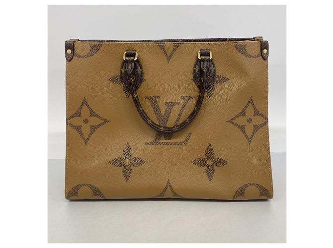 Louis Vuitton Monogram Giant Reverse OnTheGo MM Tote Bag Brown - view 9