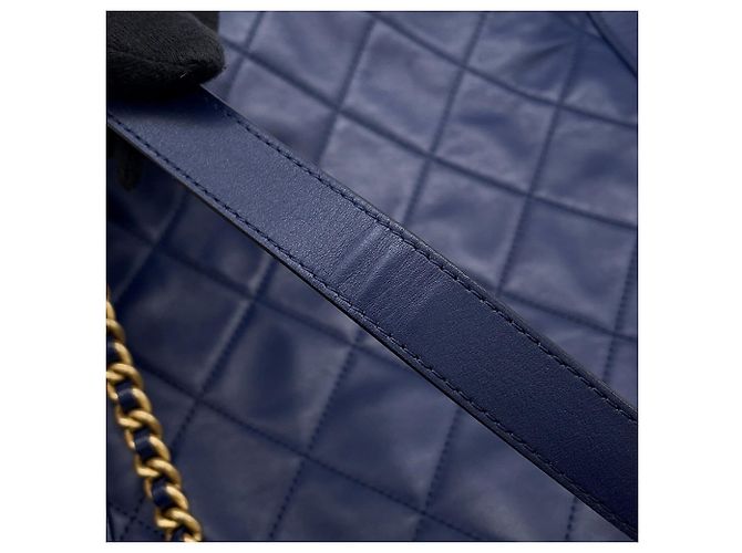 Borsa Chanel Matelassé in Navy Blu navy - vista 12