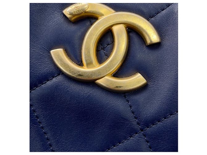 Borsa Chanel Matelassé in Navy Blu navy - vista 13
