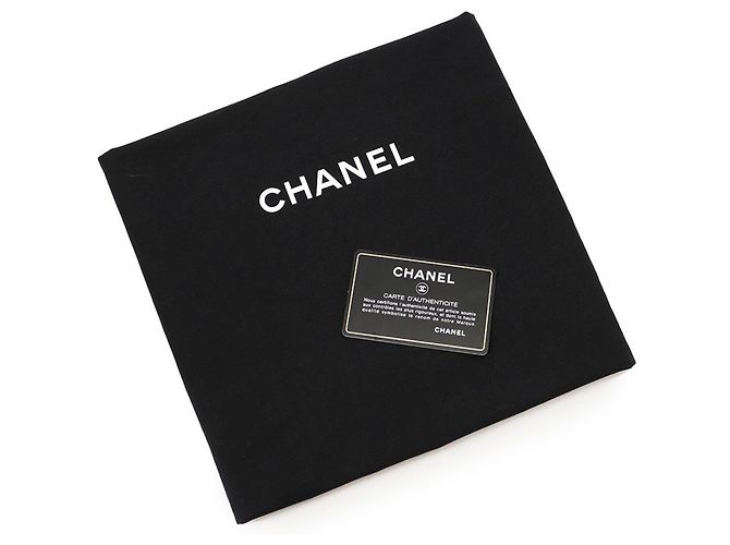 Borsa Chanel Matelassé in Navy Blu navy - vista 15