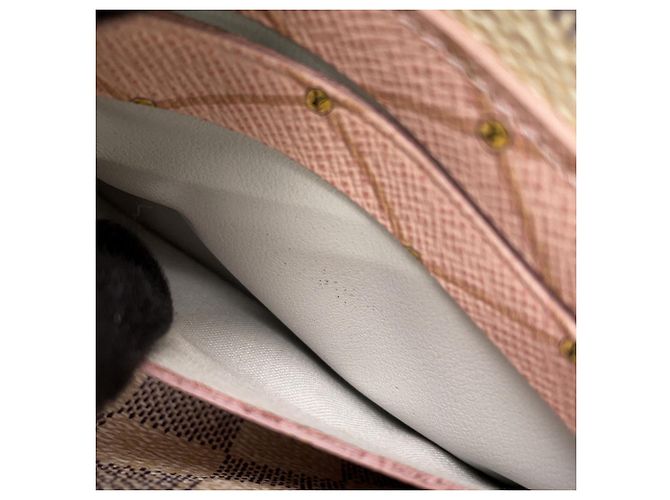 Portafoglio con catena Louis Vuitton Damier Azur Rosa - vista 12