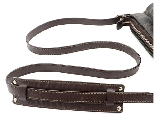 Borsa a tracolla Loewe Repeat Anagram Marrone Nero Marrone scuro - vista 5
