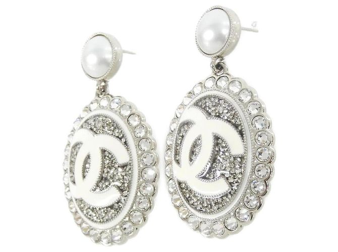 Orecchini a lobo in cristallo Chanel ABE874 Argento Bianco - vista 2