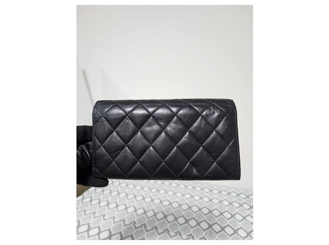 CHANEL Portefeuille Large Flap en agneau matelassé Noir - vue 4
