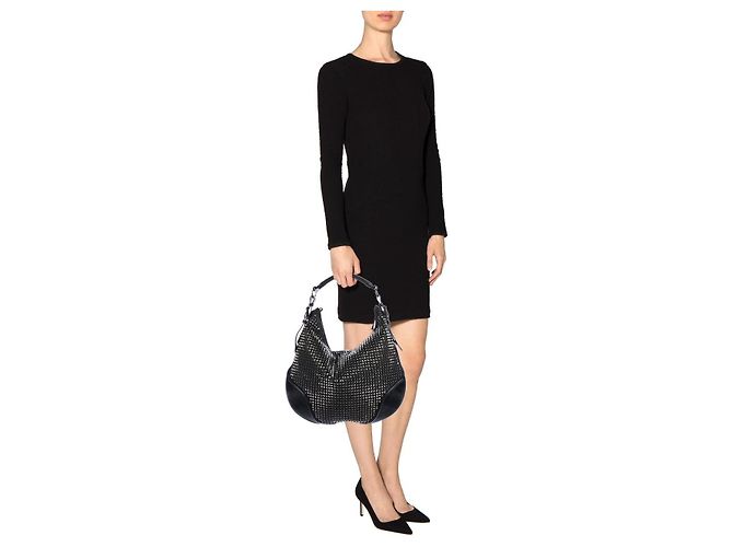 Borsa Hobo a Spalla in Pelle Borchiata Burberry Nero - vista 14