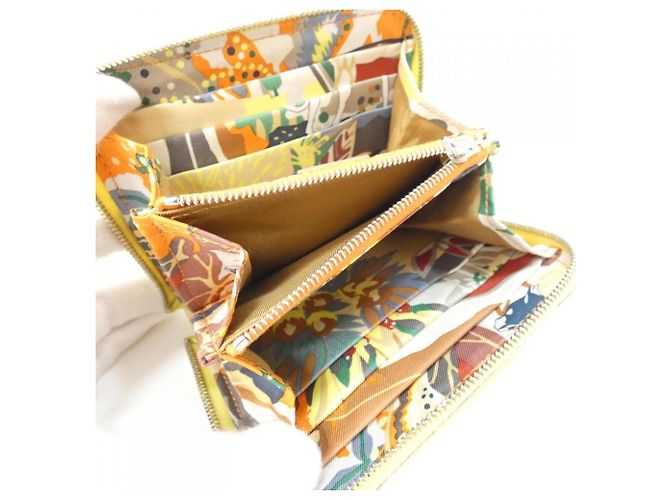 Hermès Hermes EN LIBERTE Cartera compacta de seda Dorado Amarillo - vista 6