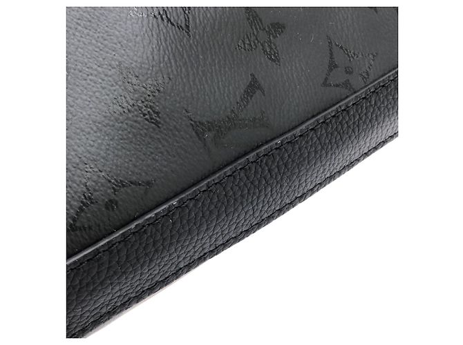 Sac à bandoulière Louis Vuitton Monogram Midnight Vagabond Hobo Noir - vue 4