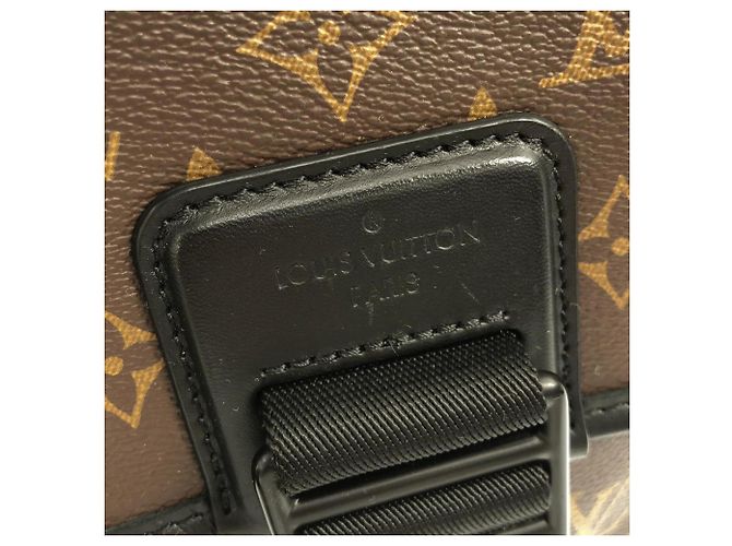 Louis Vuitton Monogram Macassar Archie Messenger PM Marrone - vista 4