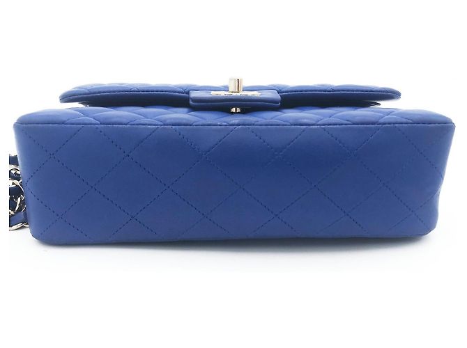 Timeless Borsa a patta classica media Chanel in agnello trapuntato blu - vista 17