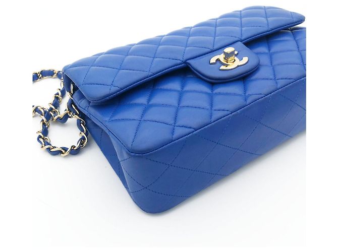 Timeless Borsa a patta classica media Chanel in agnello trapuntato blu - vista 6