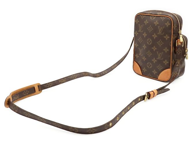 Borsa a tracolla Louis Vuitton Monogram Amazon Pochette Marrone - vista 3