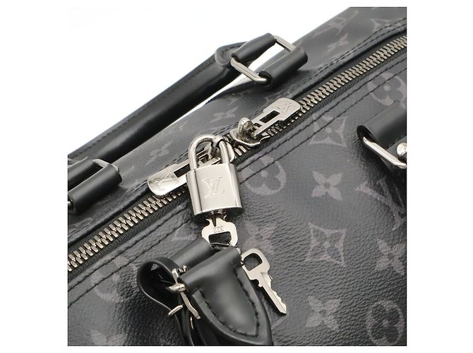 Louis Vuitton Monogram Eclipse Keepall Bandoulière 45 Borsa Boston Marrone Nero Bianco Monogramma - vista 6