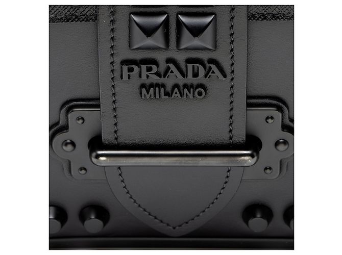 Borsa a tracolla Cahier in pelle di vitello Saffiano borchiata Prada Nero - vista 8