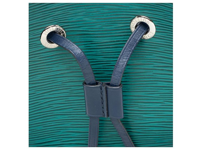 Néonoé Borsa a tracolla Louis Vuitton Epi Leather Neonoe BB Verde - vista 10