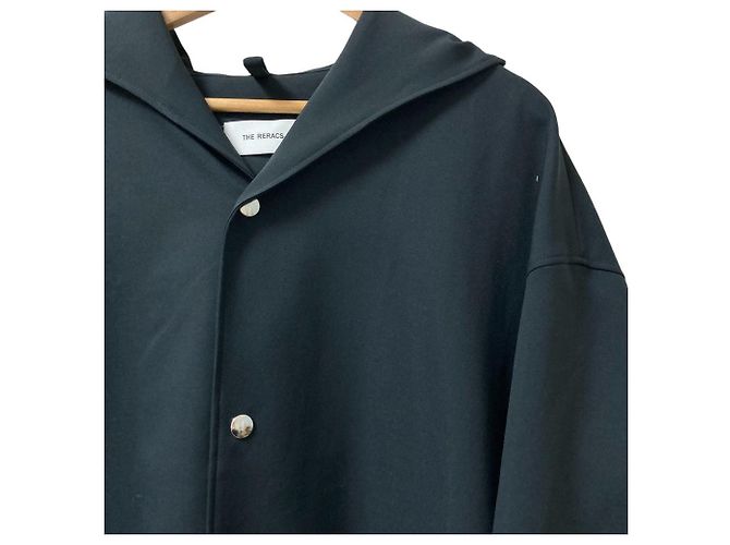 Autre Marque Abrigo PONCHO CON CAPUCHA CON BOTÓN DE PRESIÓN THE RERACS Negro - vista 2