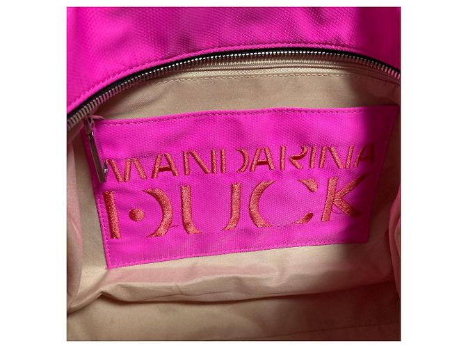 Autre Marque MANDARINA DUCK Borsa a tracolla 2way in nylon Rosa - vista 14