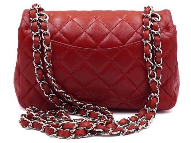 Chanel Borsa a tracolla e crossbody Mini Classic Flap in agnello rosso con catena argentata - vista 4