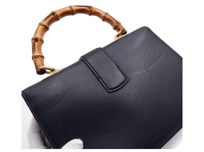 Gucci Dionysus Bambus Handtasche und Schultertasche, Größe Medium - Ansicht 10