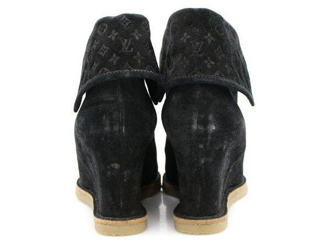 Louis Vuitton Botas Desert de ante Monogram para mujer Dorado - vista 6