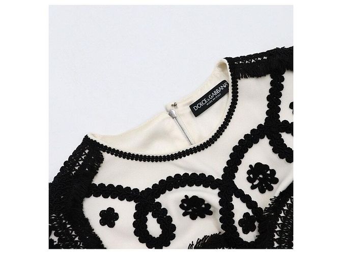 Dolce & Gabbana Abito con ricami floreali bianco e nero per donna - vista 5