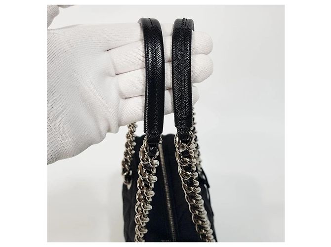 Prada Pocono Small Quilted Chain Shoulder Bag Nero - vista 5
