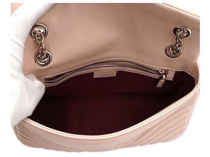 Gucci Bolsa de ombro média GG Marmont Matelassé Rosa Suave - vista 5