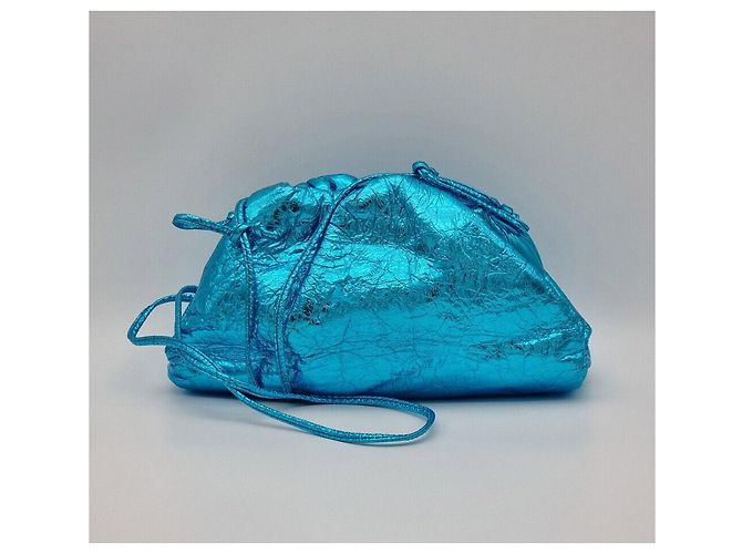 Bottega Veneta Mini Pouch Dumpling Crossbody Bag Metallic Color - vista 2