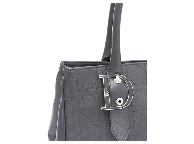 Dior Sac Tote e Bolsa de Ombro com Fivela Cannage Preto - vista 5