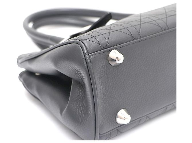 Dior Sac Tote e Bolsa de Ombro com Fivela Cannage Preto - vista 6