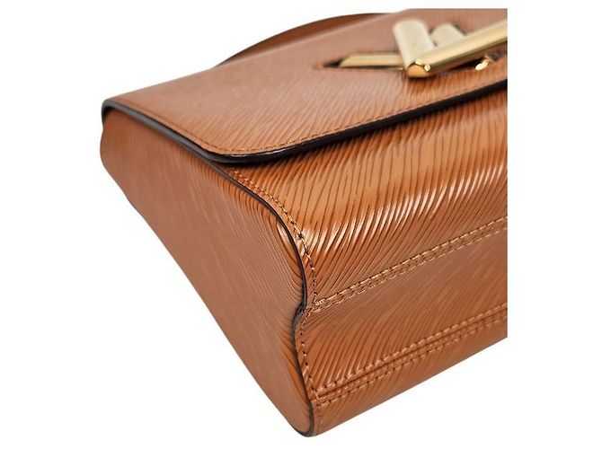 Louis Vuitton Borsa a Spalla Epi Twist MM Marrone - vista 5