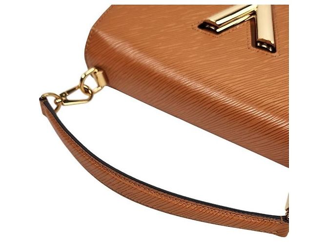 Louis Vuitton Borsa a Spalla Epi Twist MM Marrone - vista 7