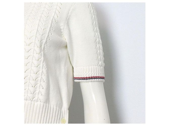 Thom Browne Kurzärmeliges Damen-T-Shirt aus Pointelle-Baumwolle mit Kontrastborte - Ansicht 3